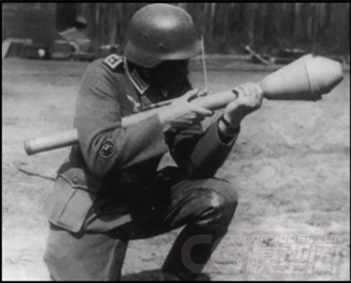 二战德军铁拳反坦克火箭筒